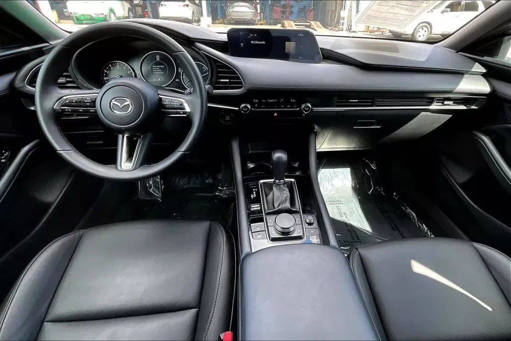 2025 Mazda Mazda3 Hatchback 2.5 Select Sport photo 1