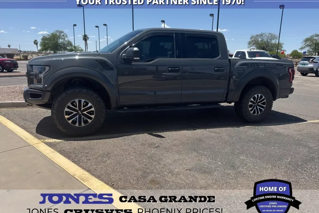 2020 Ford F-150 Raptor photo 1