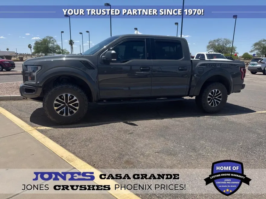 2020 Ford F-150 Raptor photo 1