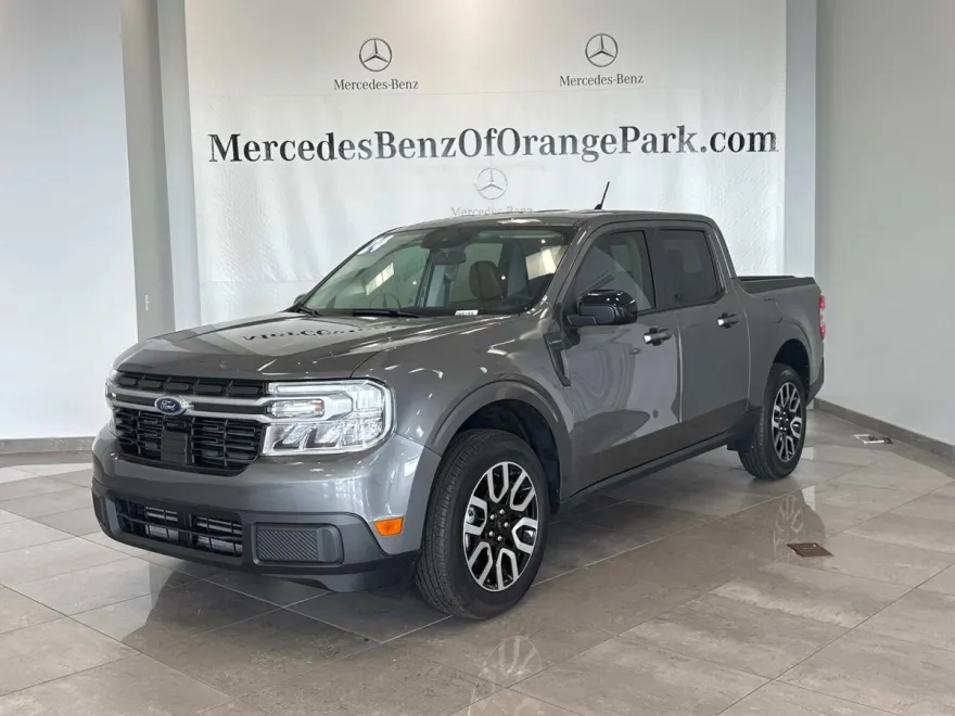 2024 Ford Maverick Lariat photo 1