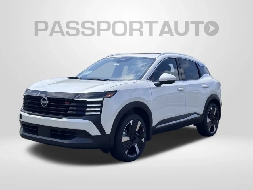 2025 Nissan Kicks SR photo 1
