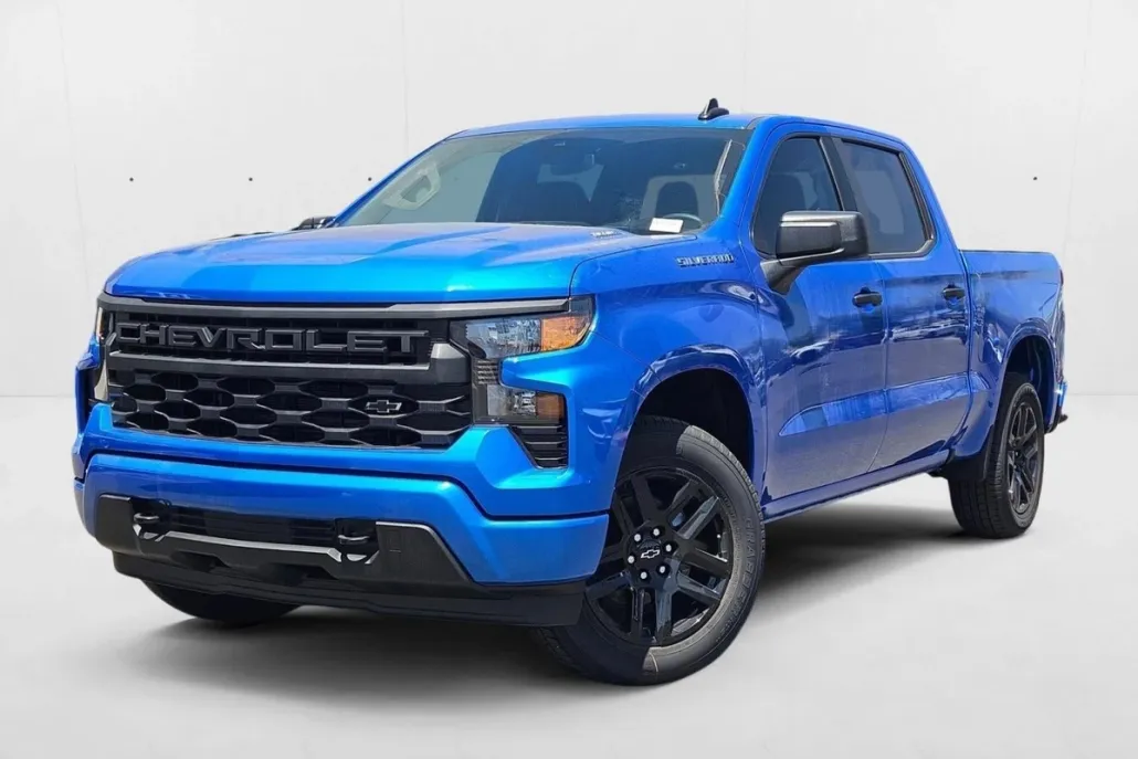 2026 Chevrolet Silverado 1500 Custom photo 1