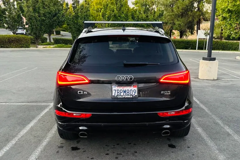 2013 Audi Q5 2.0T Premium Plus photo 1