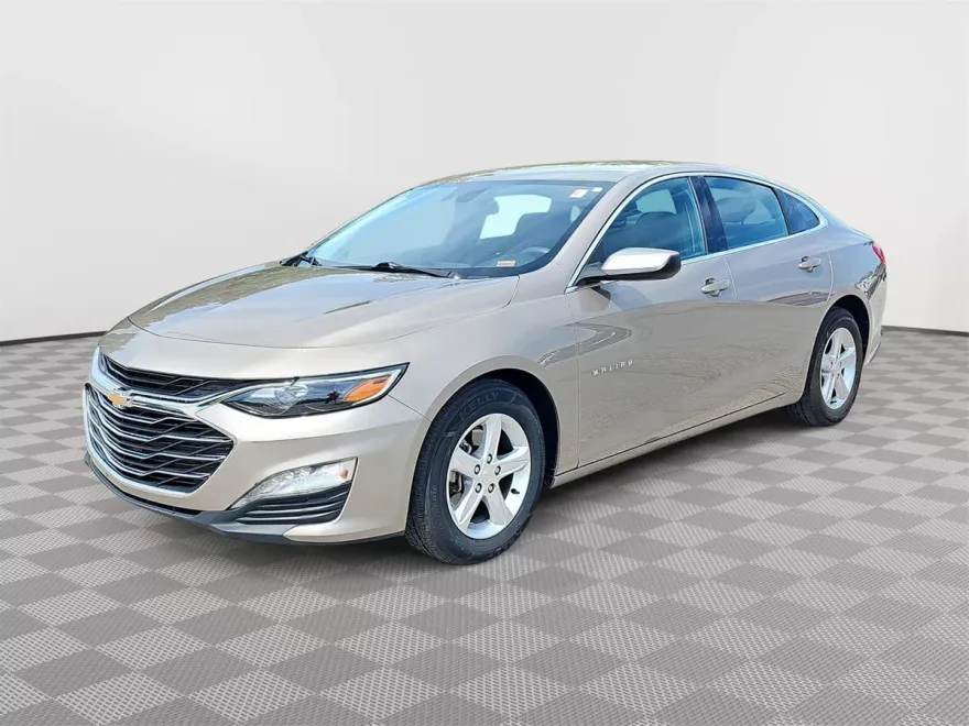 2023 Chevrolet Malibu 1LT photo 1