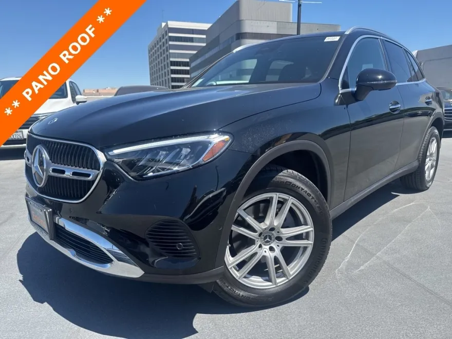 2025 Mercedes Benz GLC 300 photo 1