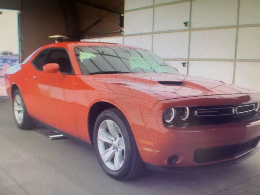 2023 Dodge Challenger SXT photo 1