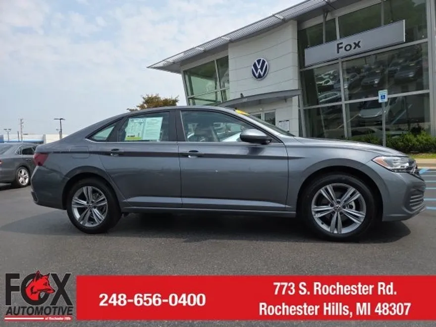 2024 Volkswagen Jetta 1.5T SE photo 1