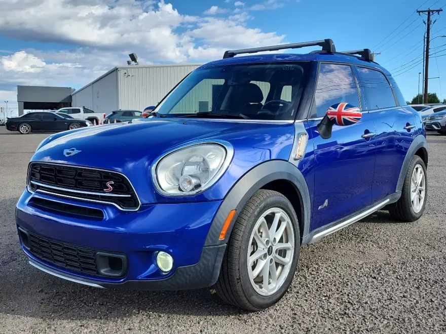 2015 Mini Countryman S ALL4 photo 1