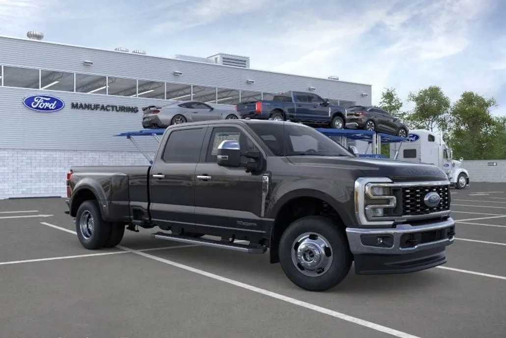 2026 Ford F-350 photo 1