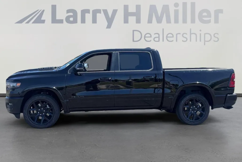2025 Ram 1500 Laramie photo 1