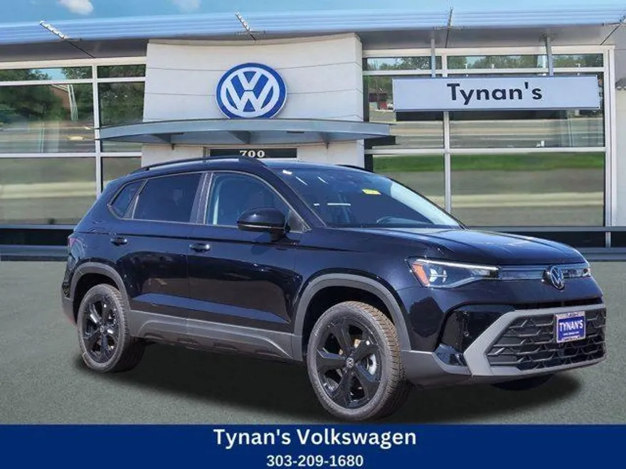 2025 Volkswagen Taos SE photo 1