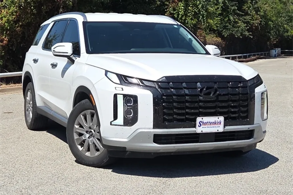 2024 Hyundai Palisade SEL photo 1