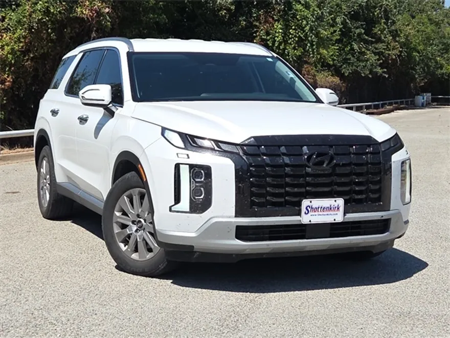 2024 Hyundai Palisade SEL photo 1