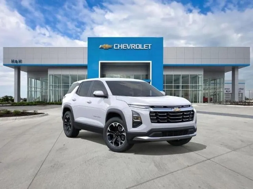 2026 Chevrolet Equinox LT photo 1