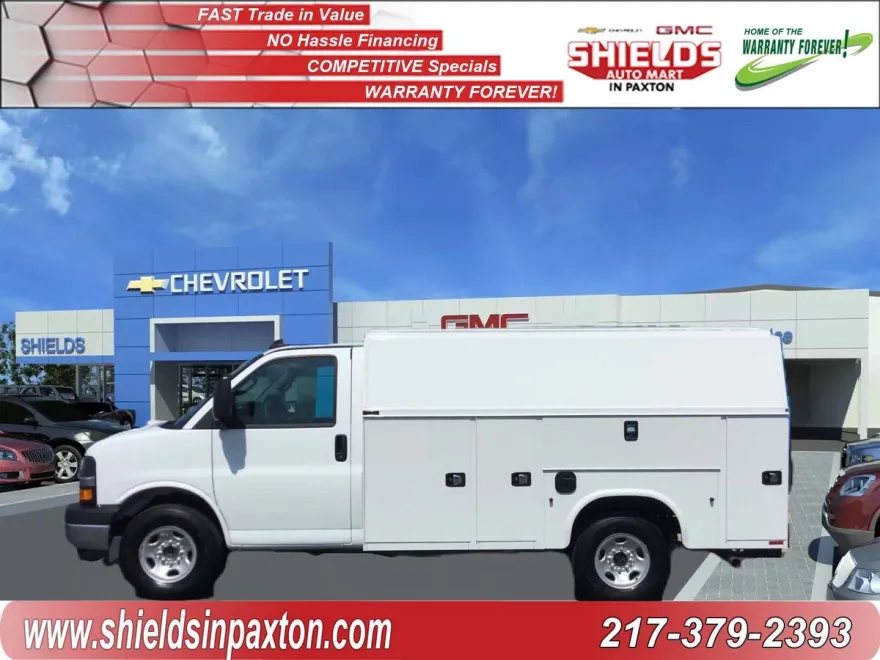 2025 Chevrolet Express 3500 Cutaway Van photo 1