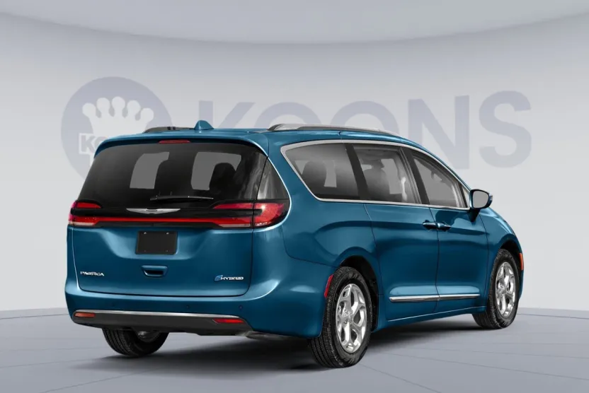 2022 Chrysler Pacifica Hybrid Limited photo 1
