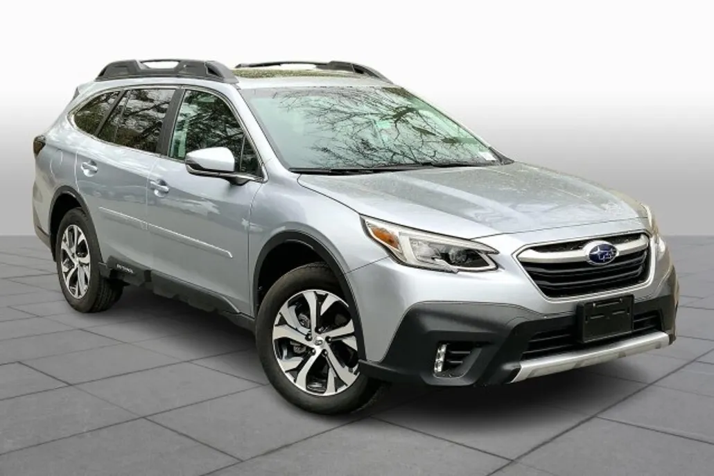 2020 Subaru Outback Limited photo 1