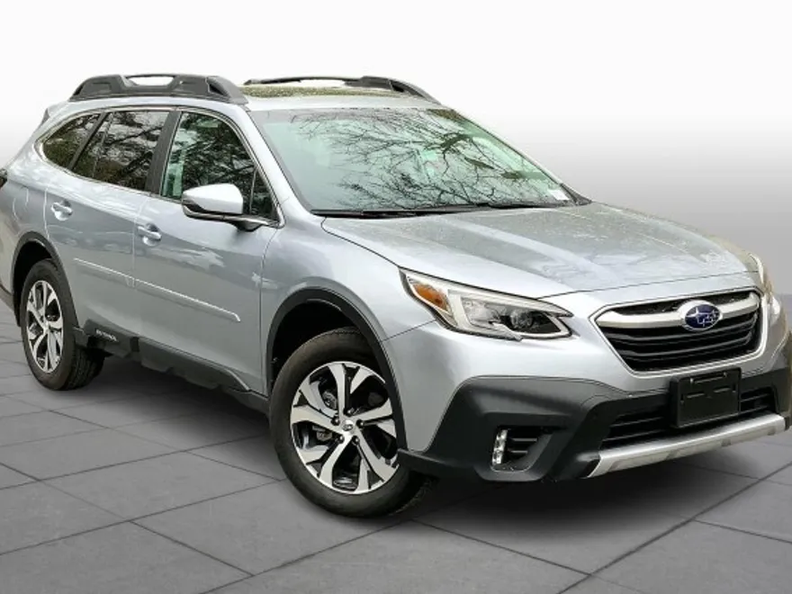 2020 Subaru Outback Limited photo 1
