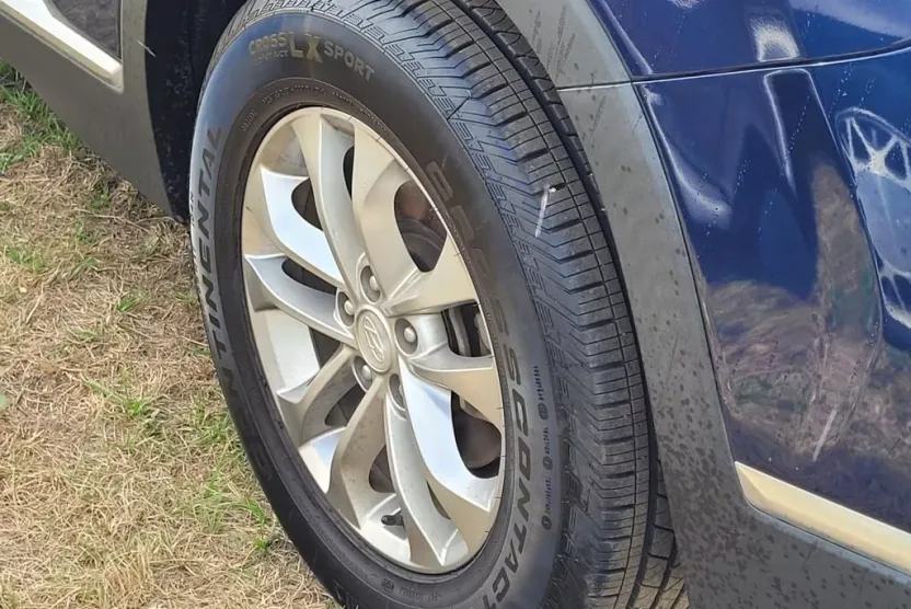2019 Hyundai Santa Fe SE photo 1