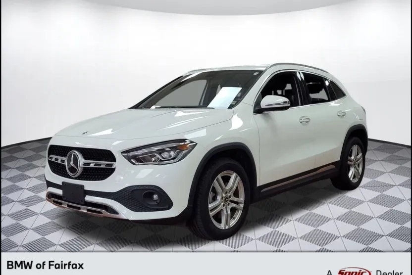 2023 Mercedes Benz GLA 250 4MATIC photo 1
