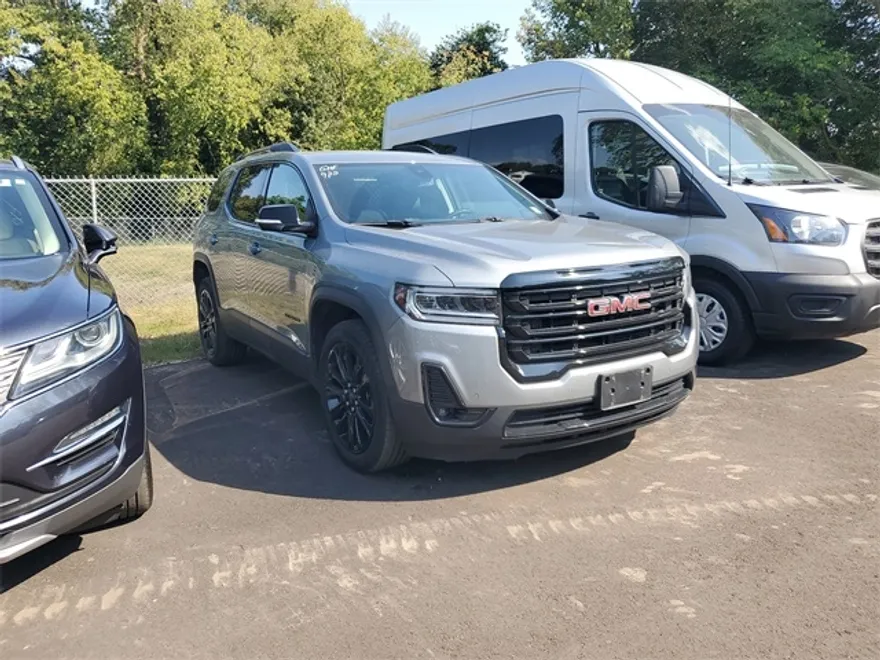 2023 Gmc Acadia SLT photo 1