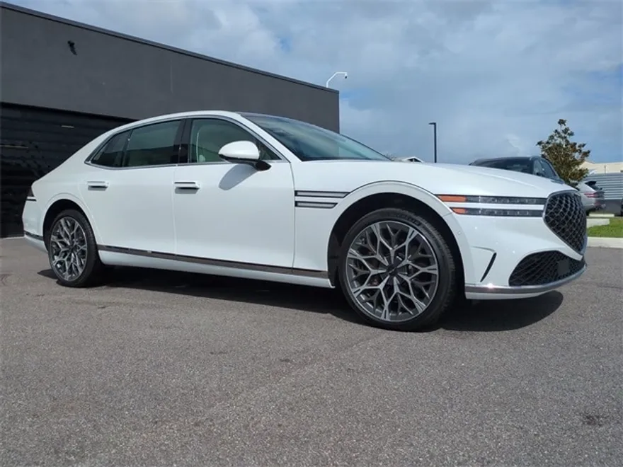 2024 Genesis G90 3.5T E-Supercharger photo 1