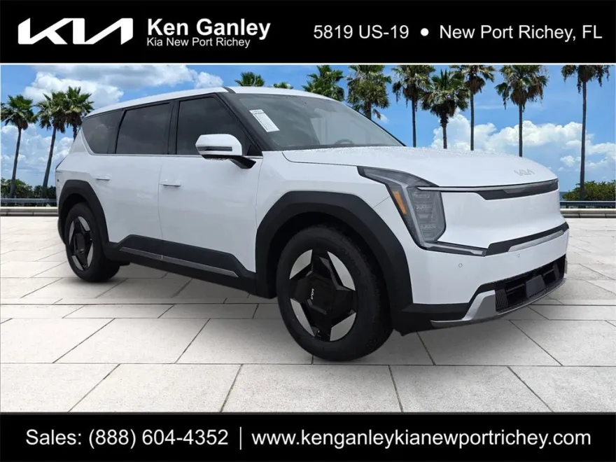 2026 Kia EV9 Light Long Range photo 1