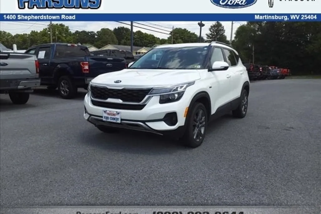 2021 Kia Seltos S photo 1