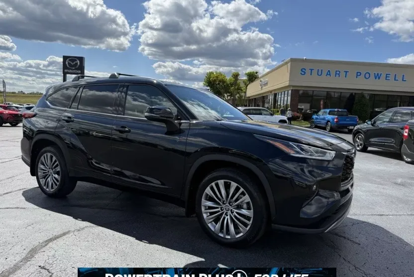 2022 Toyota Highlander Platinum photo 1