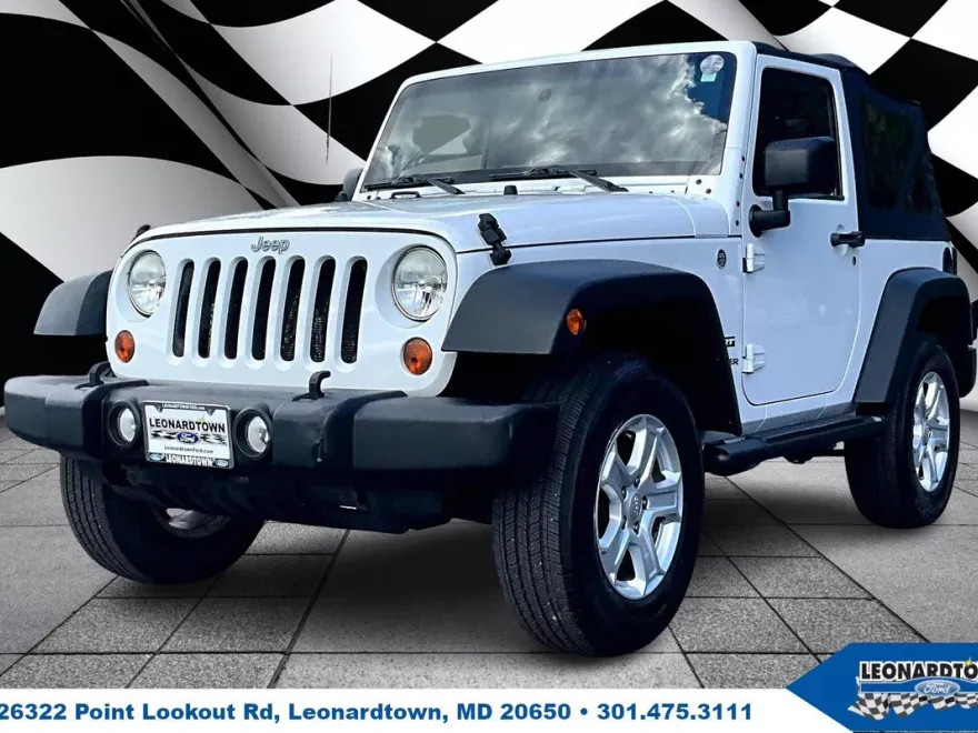 2013 Jeep Wrangler Sport photo 1