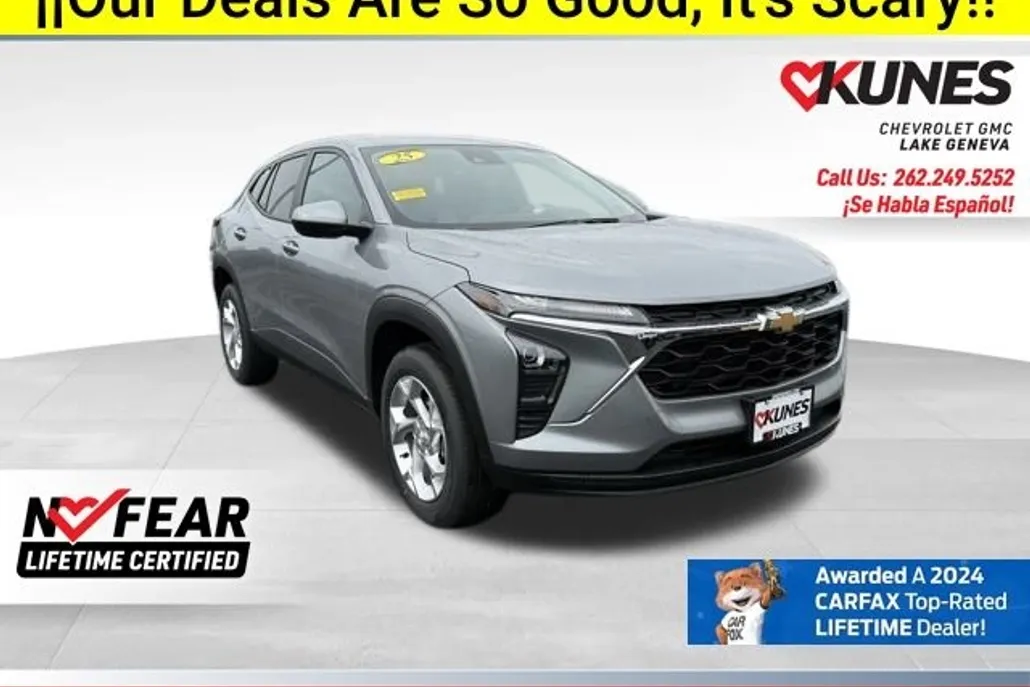 2025 Chevrolet Trax LS photo 1