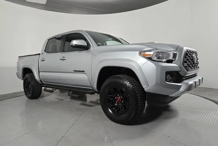 2022 Toyota Tacoma TRD Sport V6 photo 1