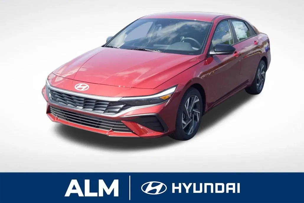2025 Hyundai Elantra SEL Sport photo 1