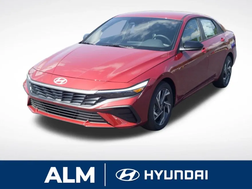 2025 Hyundai Elantra SEL Sport photo 1