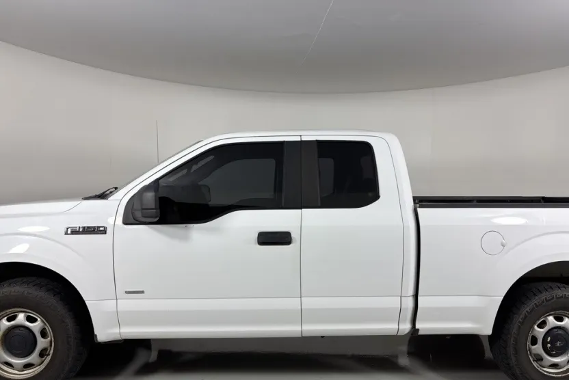 2015 Ford F-150 XL photo 1