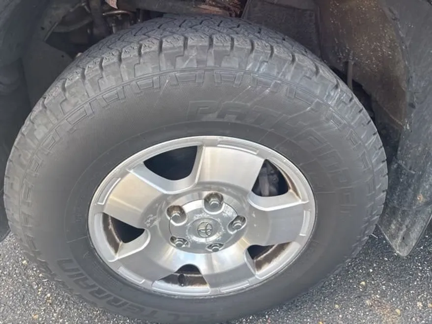 2010 Toyota Tundra Grade photo 1