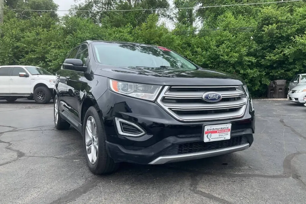 2016 Ford Edge Titanium photo 1