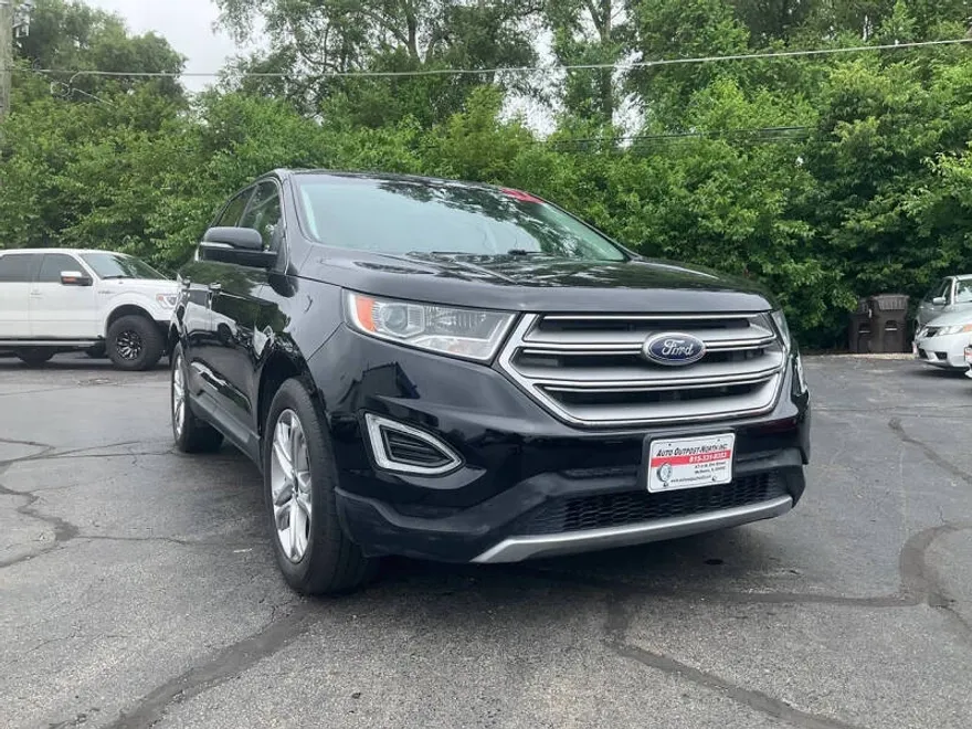 2016 Ford Edge Titanium photo 1
