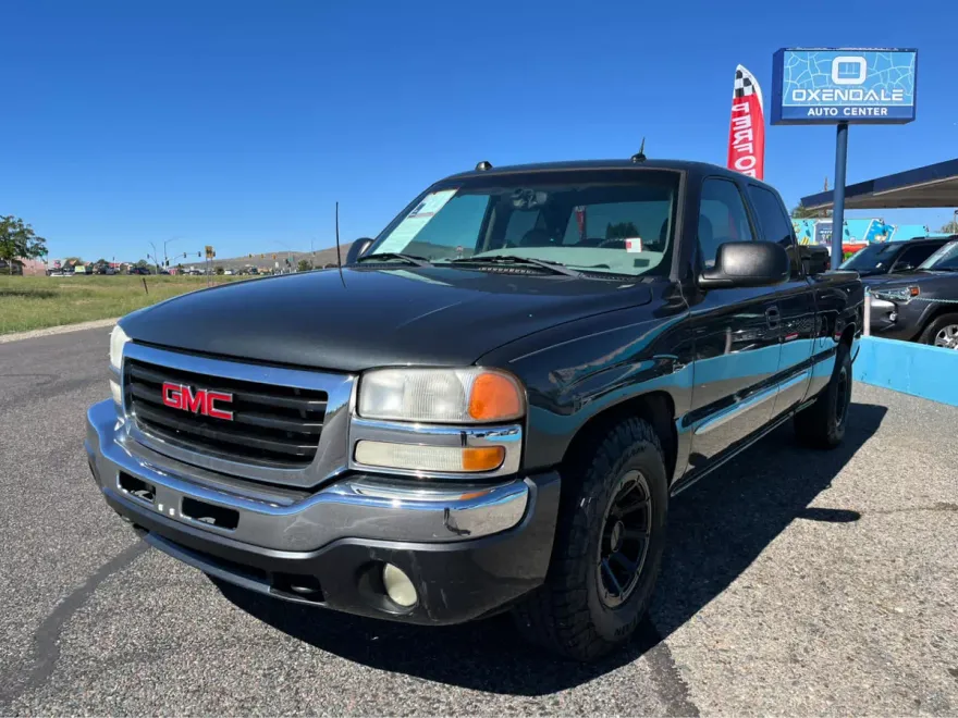 2004 Gmc Sierra 1500 SLT photo 1