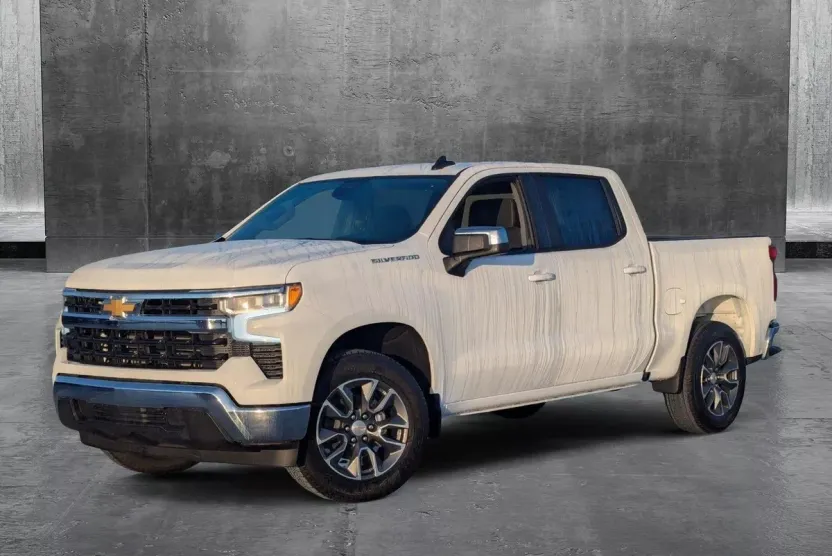 2025 Chevrolet Silverado 1500 LT photo 1
