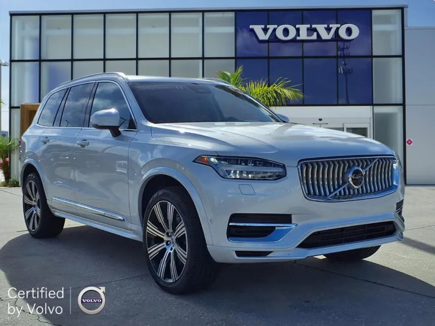 2024 Volvo XC90 Recharge T8 Plus photo 1