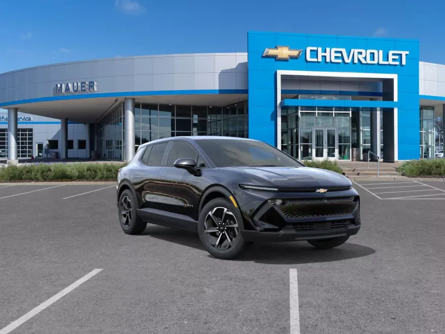 2026 Chevrolet Equinox EV 1LT photo 1