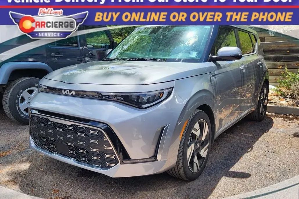 2024 Kia Soul GT-Line photo 1