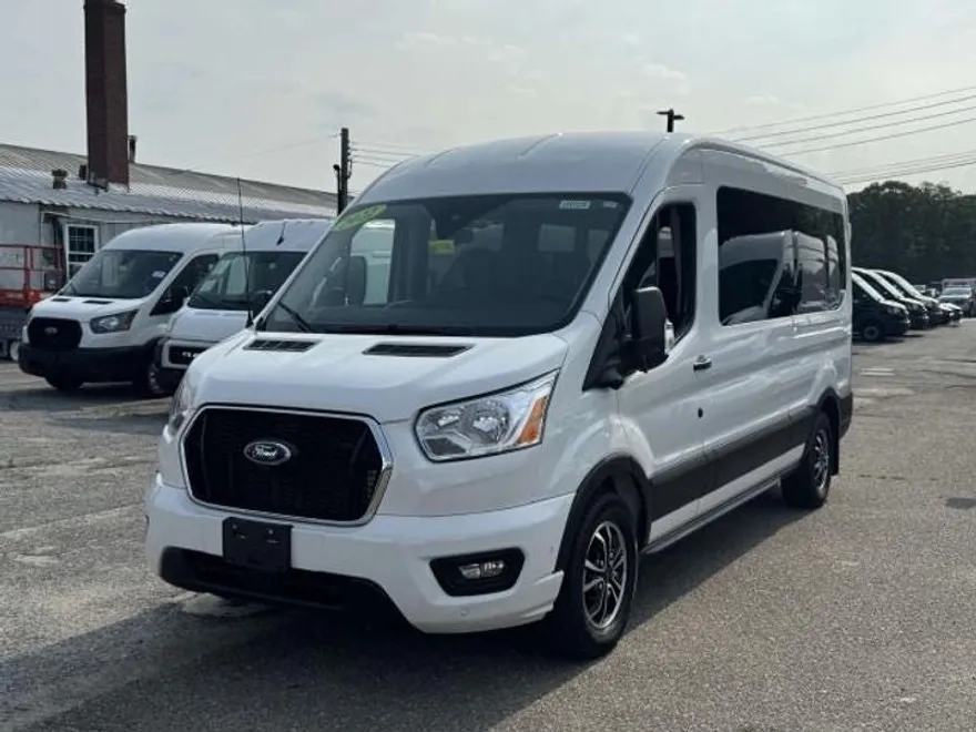 2022 Ford Transit XLT photo 1