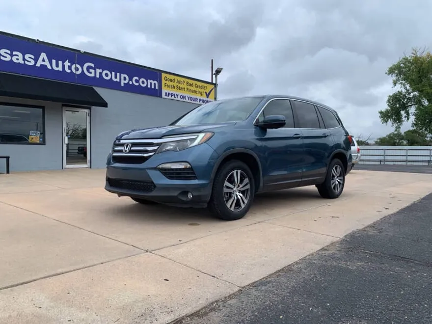2016 Honda Pilot EX-L photo 1