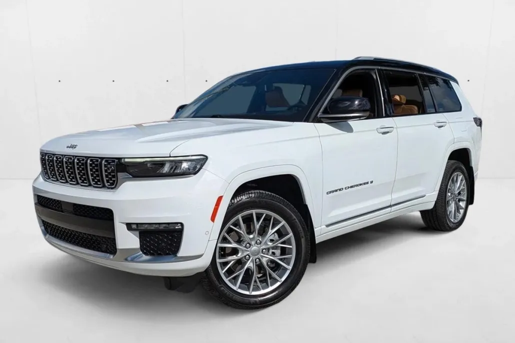2023 Jeep Grand Cherokee L Summit photo 1