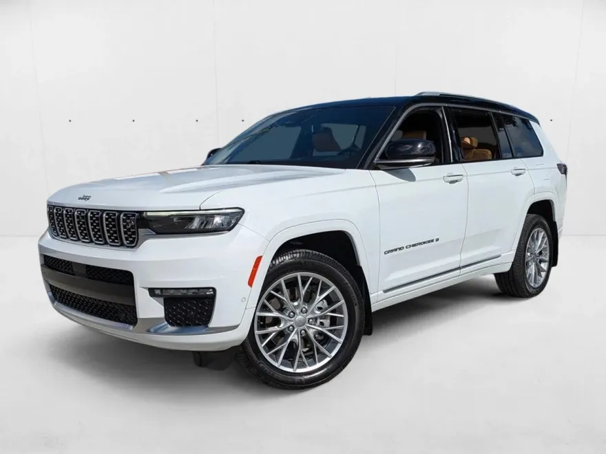 2023 Jeep Grand Cherokee L Summit photo 1
