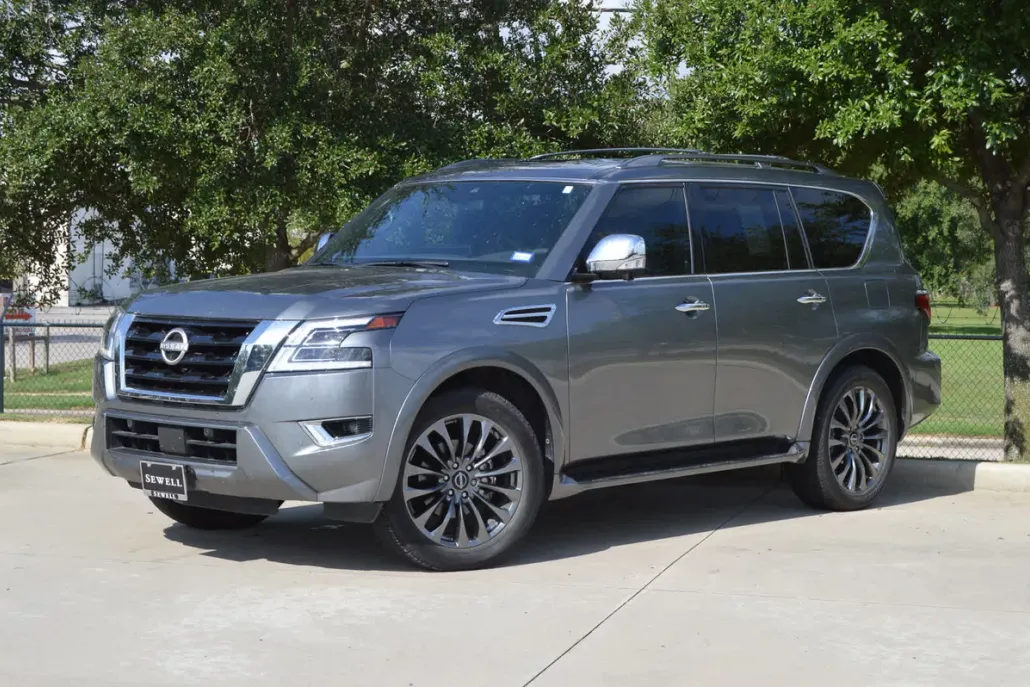 2024 Nissan Armada SL photo 1
