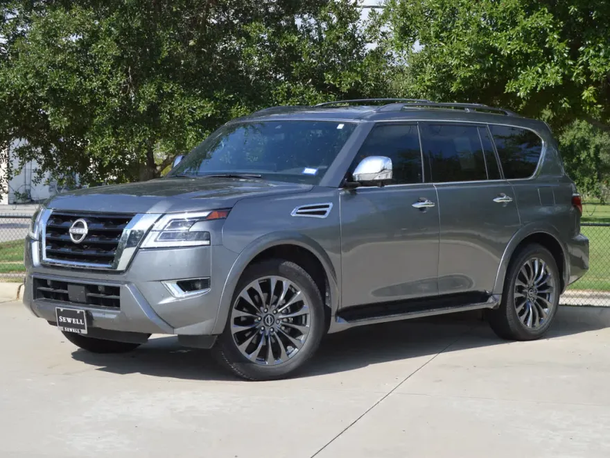 2024 Nissan Armada SL photo 1