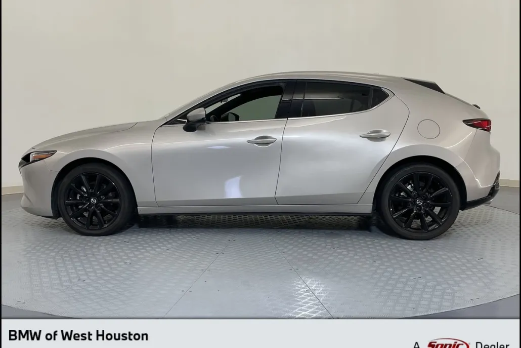 2023 Mazda Mazda3 Hatchback 2.5 s Premium photo 1
